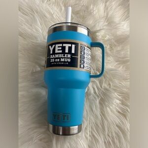 Yeti 35 oz Mug NWT
